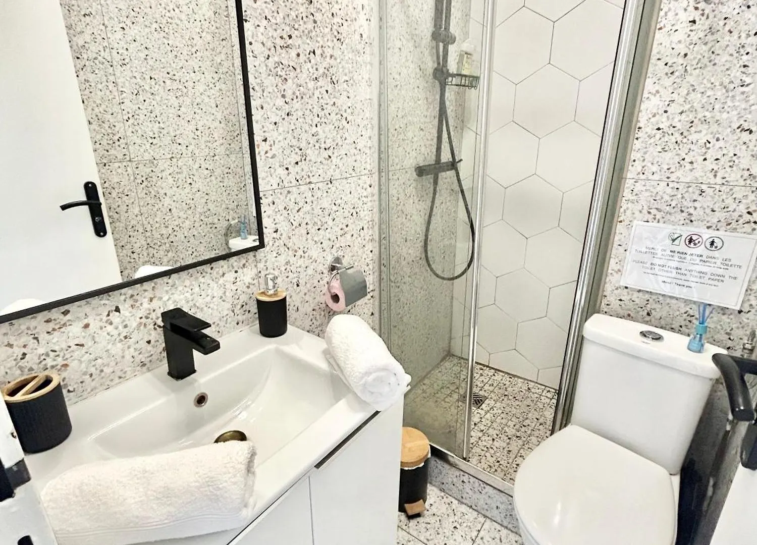 Apartment Studio Devant La Gare Saint-Charles Marseille France